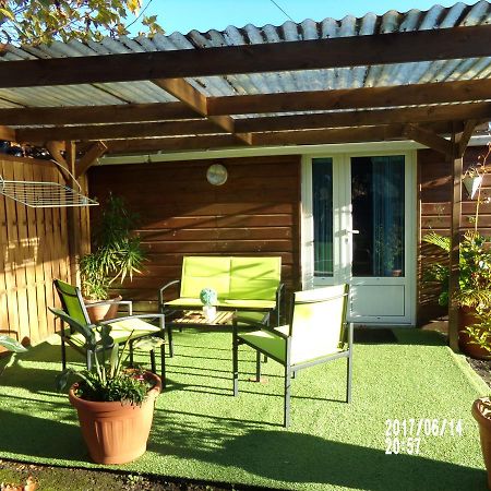 Les Aubepines Bed & Breakfast Bras des Calumets Exterior photo