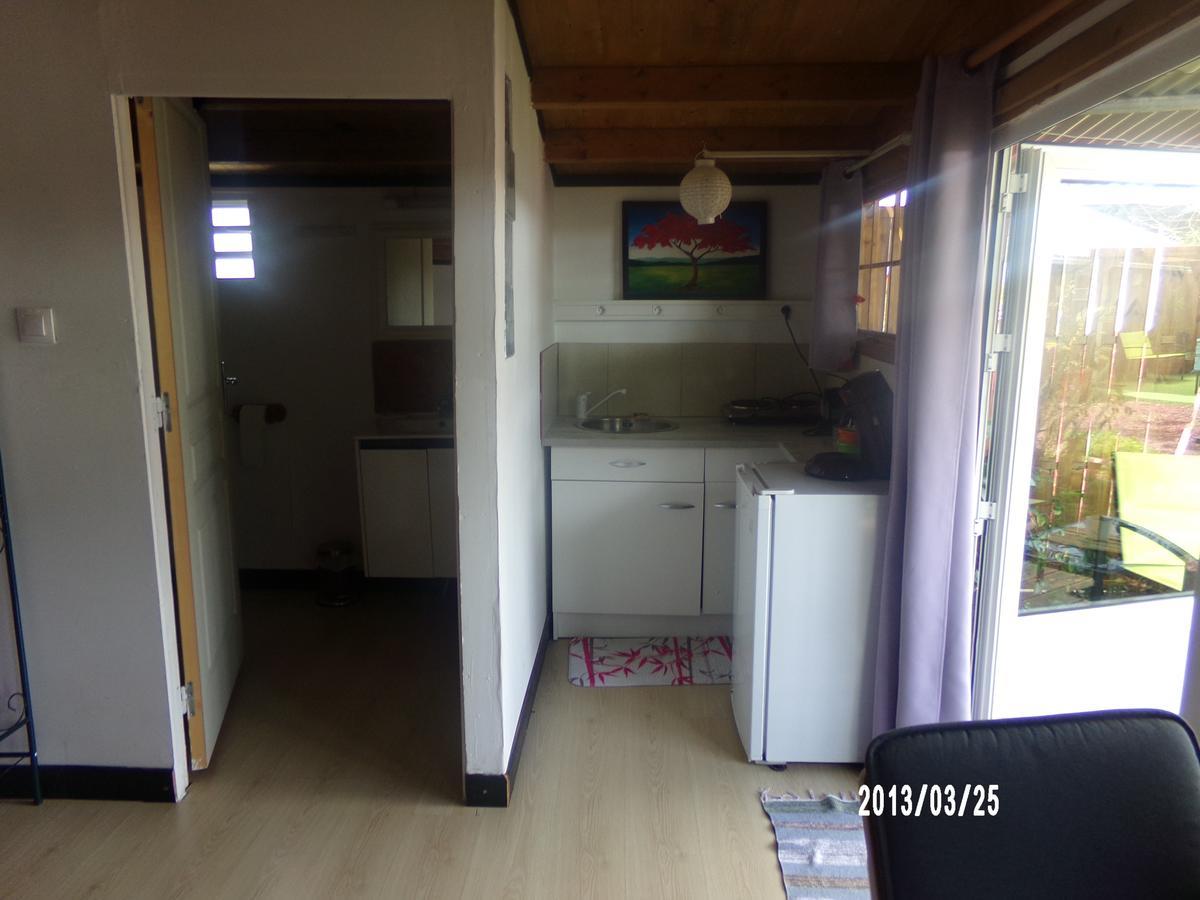 Les Aubepines Bed & Breakfast Bras des Calumets Exterior photo